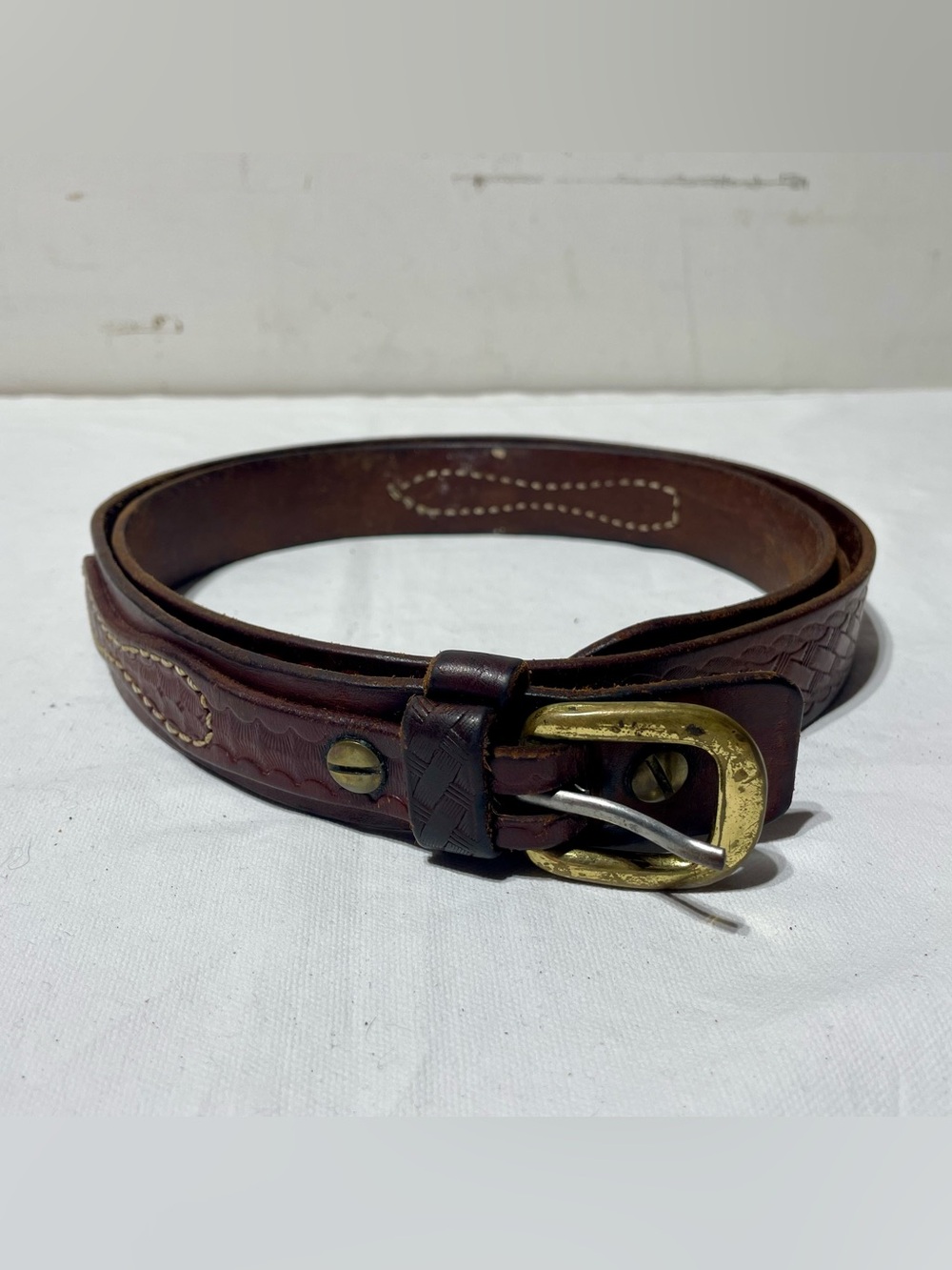 Vintage Cabela’s Stamped Leather Belt Men’s 38 Brown Brass Buckle Western
